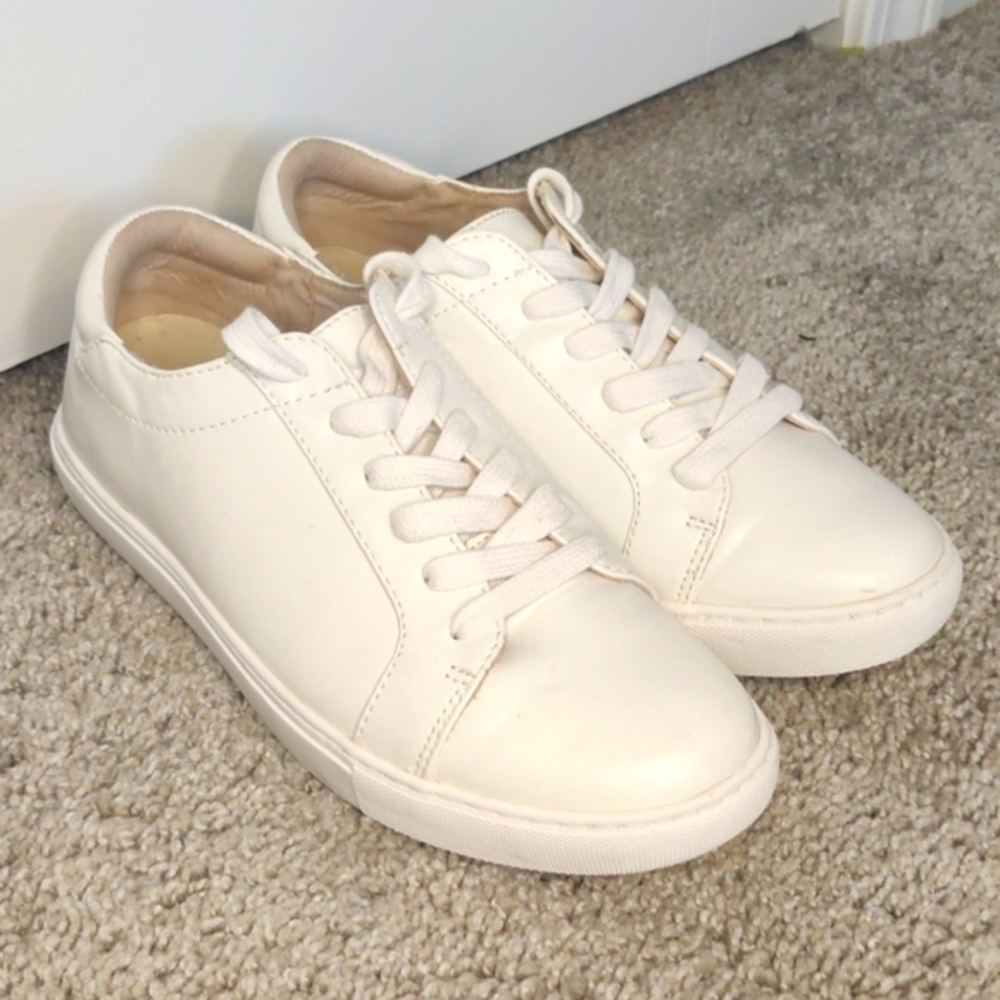 Kenneth Cole Reaction White Sneakers - Picture 2 of 11